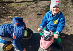 Spacer do parku i wspólne zabawy