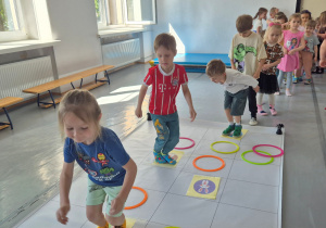 Logohulanki w MDK Łazienkowska