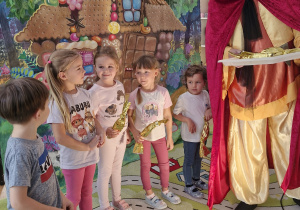 Leśna wyprawa Jasia i Małgosi