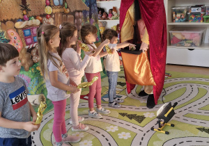 Leśna wyprawa Jasia i Małgosi