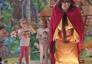 Leśna wyprawa Jasia i Małgosi