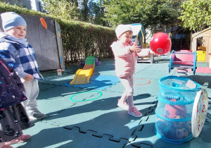 Zabawy z piłkami w ramach obchodów Europejskiego Dnia Sportu