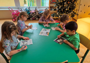 Świąteczne warsztaty plastyczne