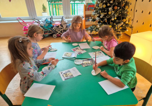 Świąteczne warsztaty plastyczne