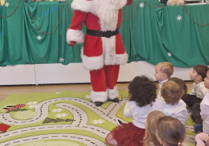 Mikołaj i swiąteczna niespodzianka