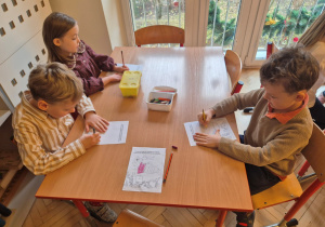 "Emocje" - zajęcia z p. psycholog