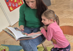 Rodzice czytają