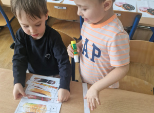 Pączki-zabawy matematyczno-plastyczne