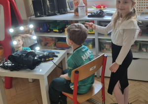 Poznajemy pracę fryzjera