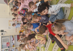 Przedstawienie "Zdrowo i wesoło" -Teatrzyk Parandyk